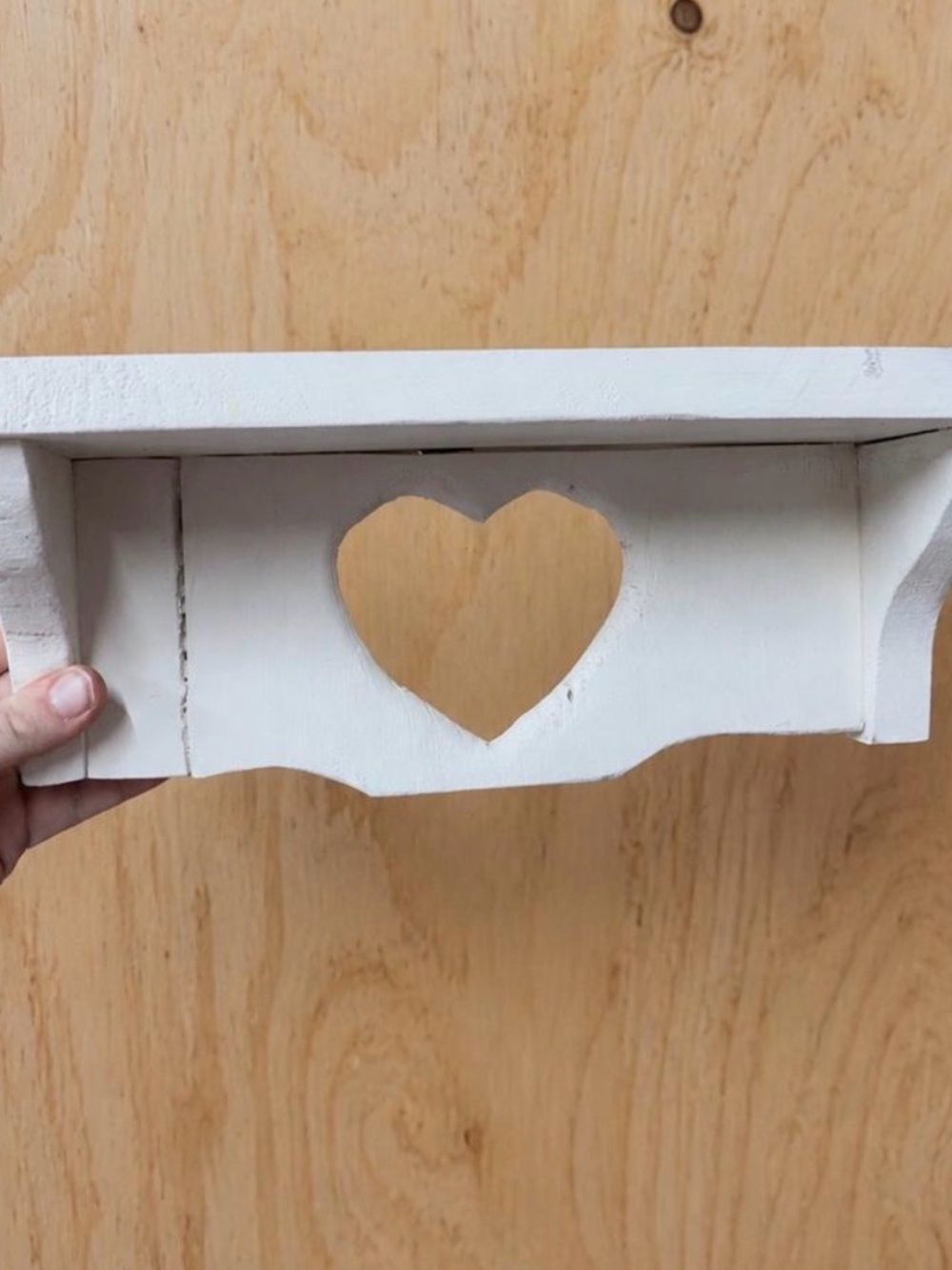 White Heart Cutout Wall Shelf - Home Wall Decor